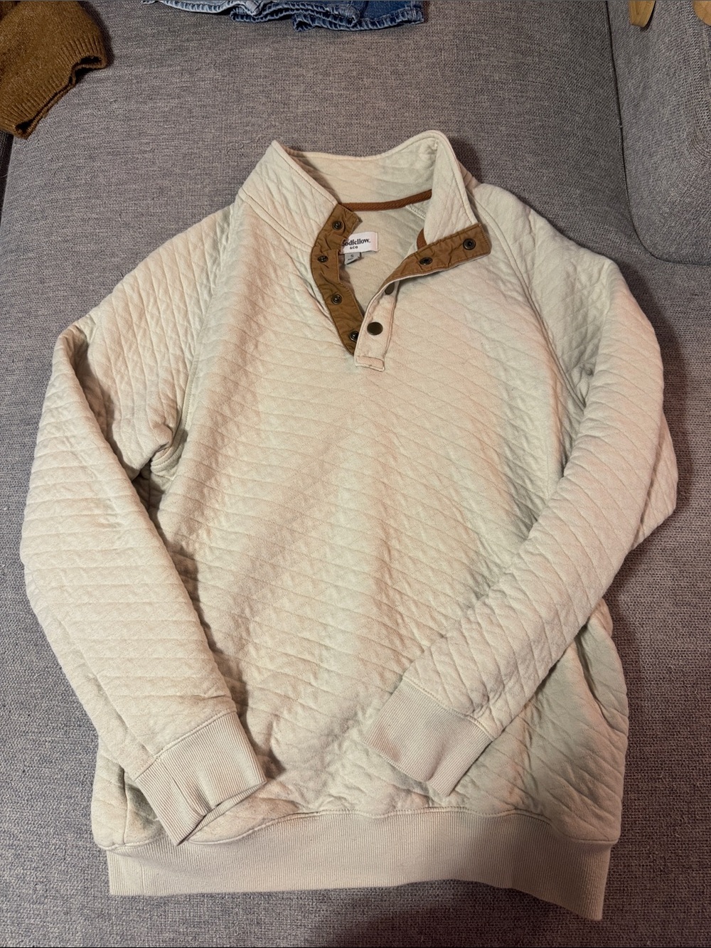Men's Quilted Crewneck Pullover with Contrast Placket - Cream